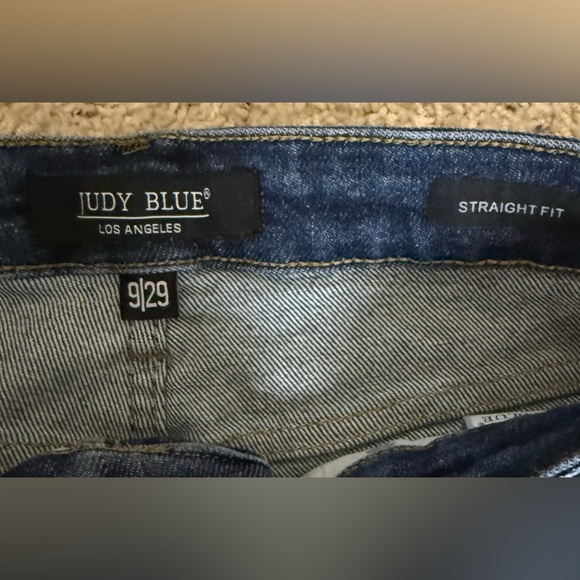 Judy Blue jeans - Picture 3 of 5